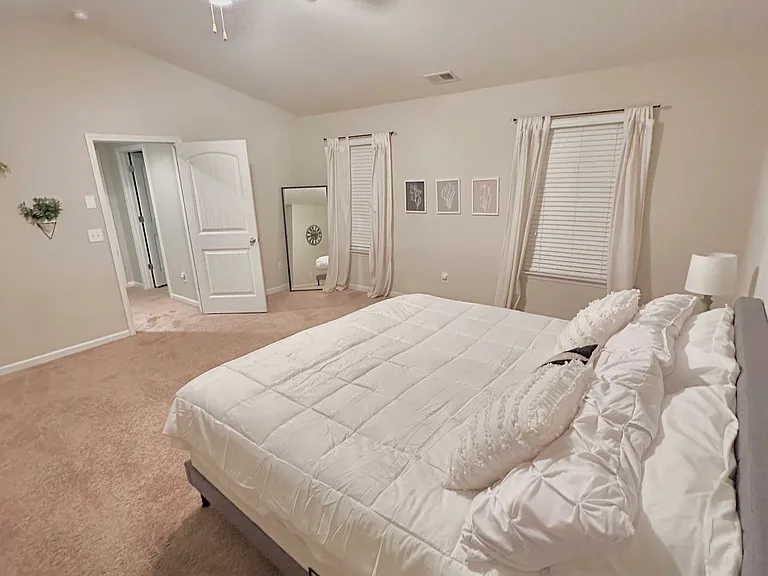 411 Easy Goer Ct — Photo 7