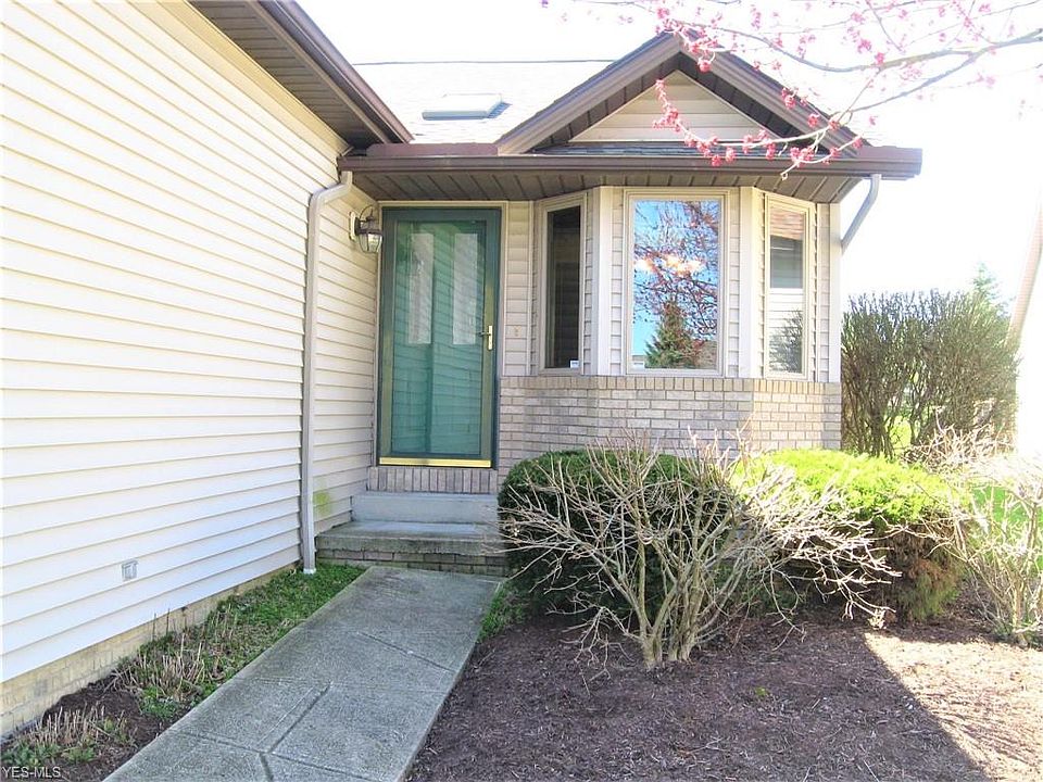 1st image of 6272 Hollow Ln