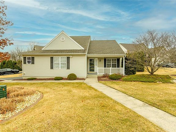 2nd image of 300 Adriana Ct