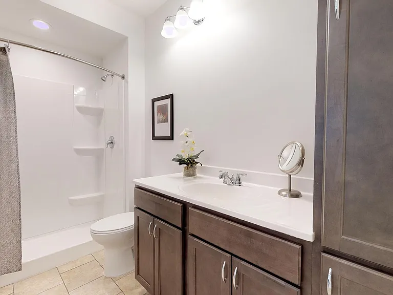 1001 Russell Blvd — Photo 33