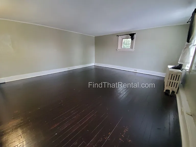 117 W Pomfret St — Photo 17