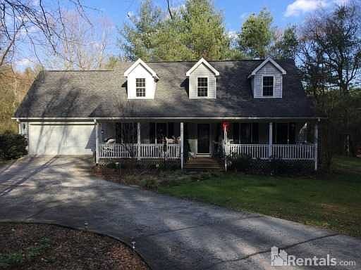 1st image of 401 Hunters Glen Ln