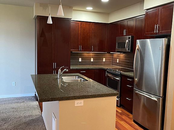 5th image of 180 Harbor Sq Loop NE Unit B324