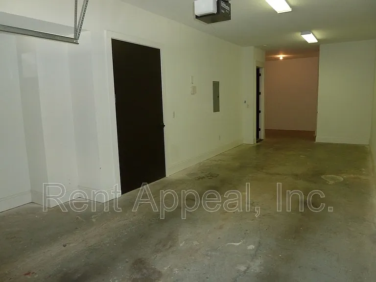 4727 Cypress Cmns — Photo 15