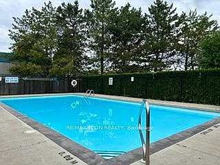 733 E Deveron Cres #319 — Photo 21