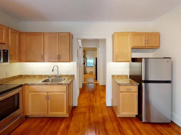 90 Barnes Ave #1, White River Junction, VT 05001