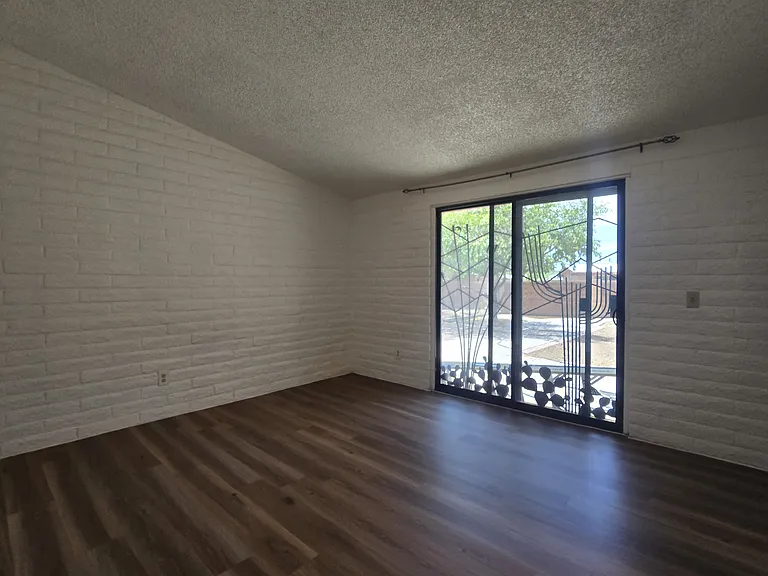 2351 W Placita Algodon — Photo 19