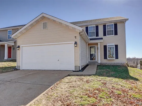 12922 High Crest St, Florissant, MO 63033