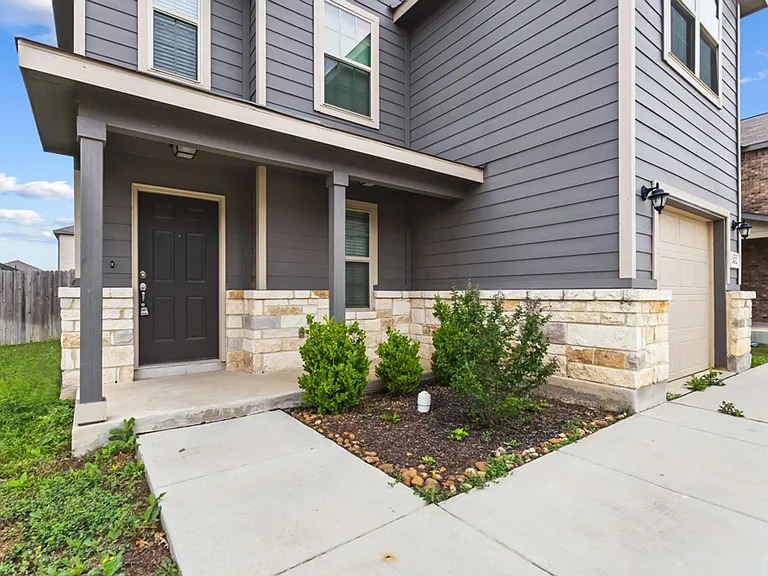2432 Ayers Dr — Photo 26