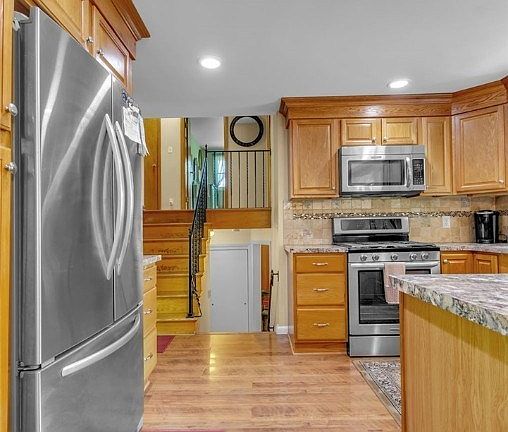 5th image of 184 Richfield Rd
