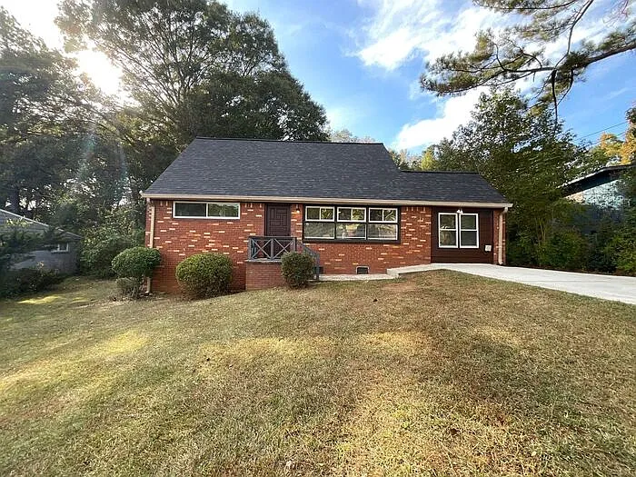 3011 Horse Shoe Dr — Photo 1