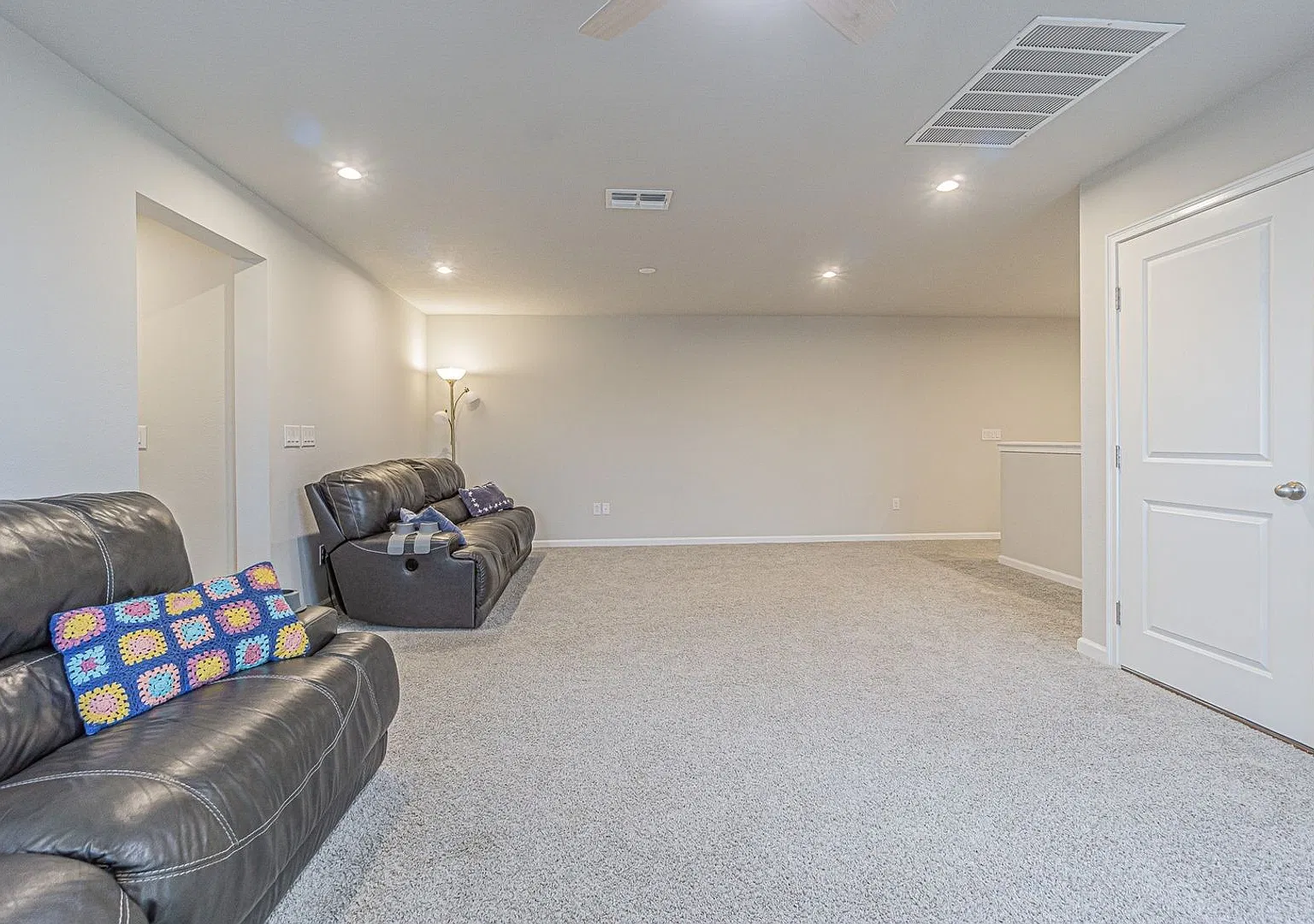Location, lifestyle & Luxury - All in one! — Photo 4