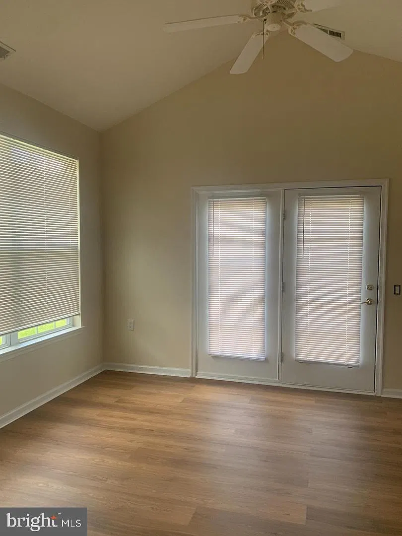 2 bed, 2.0 bath, 1515 sqft, $2,900 — Photo 4