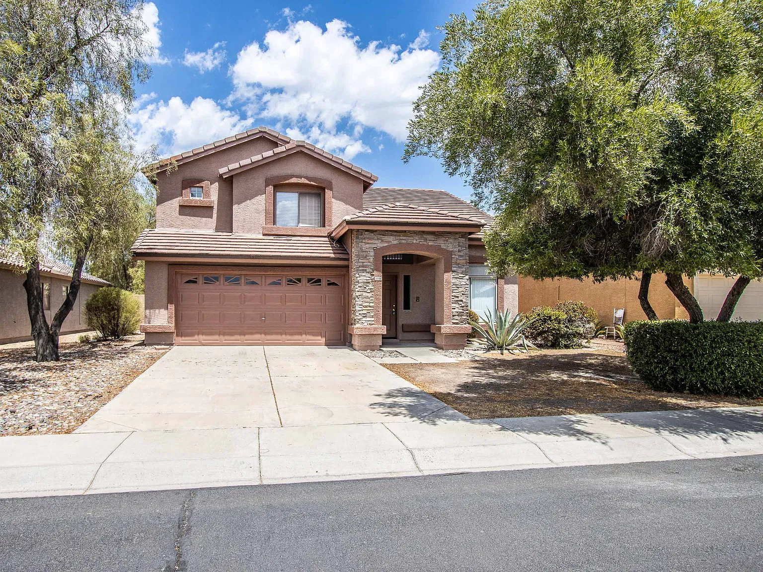 Beautiful House in Peoria!! — Photo 1