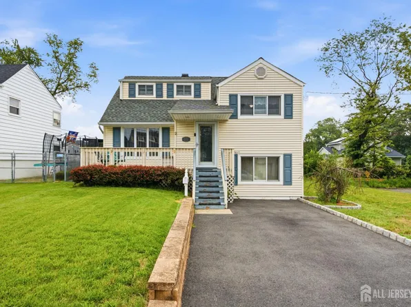 2 Carter Pl, Parlin, NJ 08859