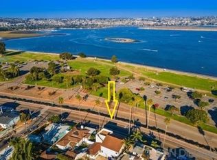 3570 Crown Point Dr, San Diego, CA 92109
