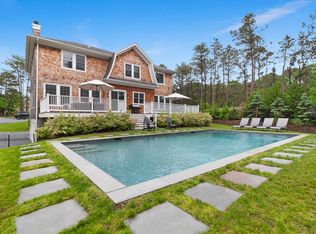 2 Sophia Ct, Westhampton, NY 11977