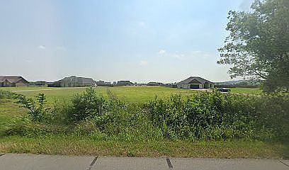 2nd image of 3214 Bryan Rd