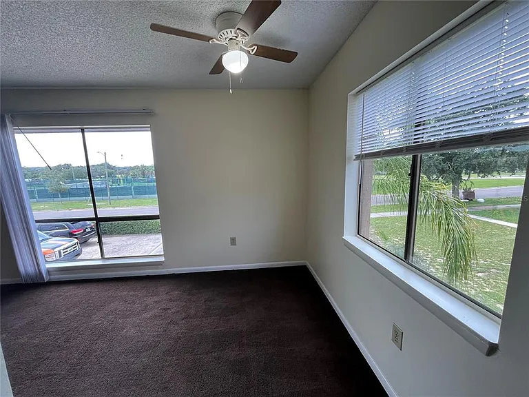 423 E Sessoms Ave #3 — Photo 11