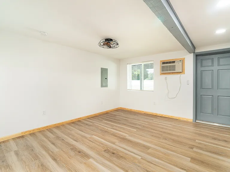 103 Boone Rd #G — Photo 4