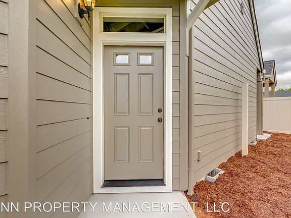 4th image of 8217 NE 20th St