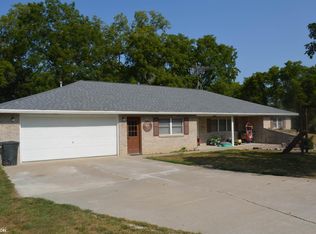 1731 108th Pl, Knoxville, IA 50138