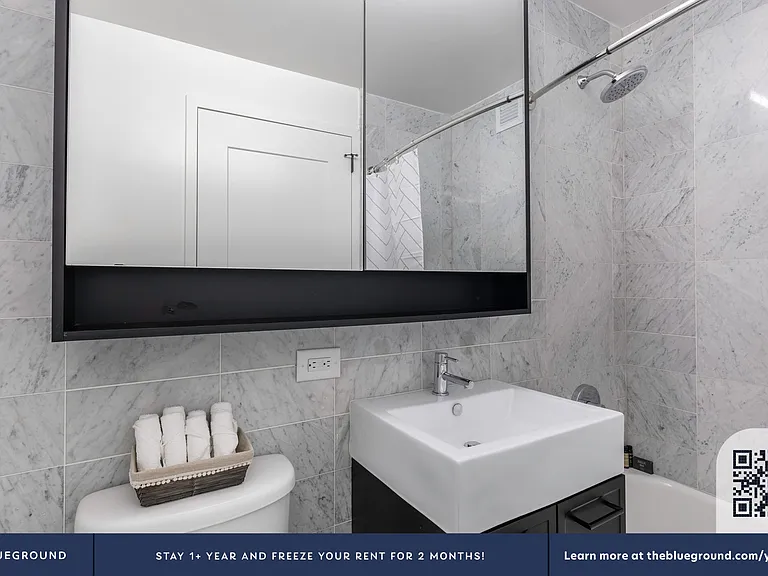 67 Wall St #22E — Photo 12