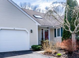6 Executive Dr, Mashpee, MA 02649