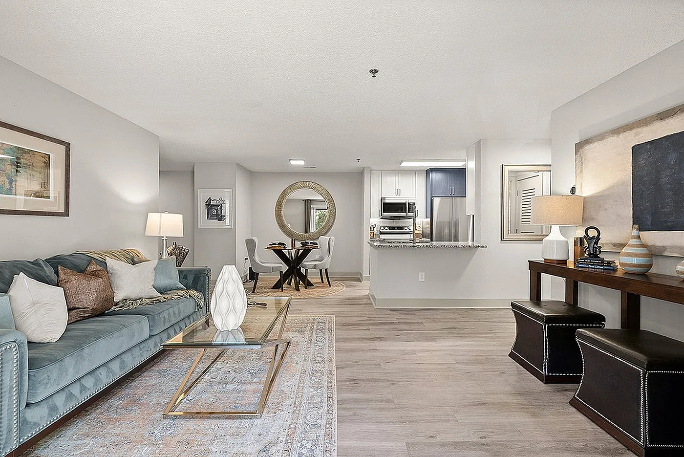 83 Reserve — Photo 1