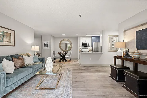 83 Reserve Photo 1