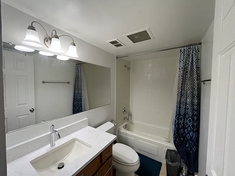 1 Renaissance Pl — Photo 8