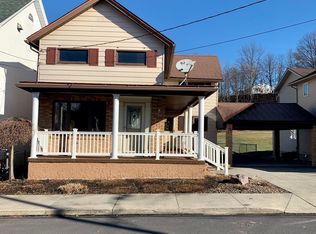 331 Vine St, Old Forge, PA 18518