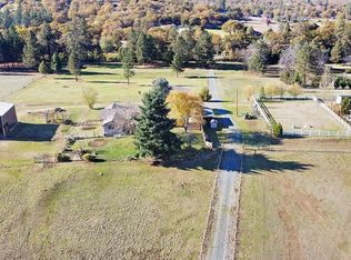 5388 Kane Creek Rd, Central Point, OR 97502