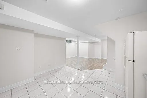 60 Cranberry Cres #BASEMENT — Photo 9