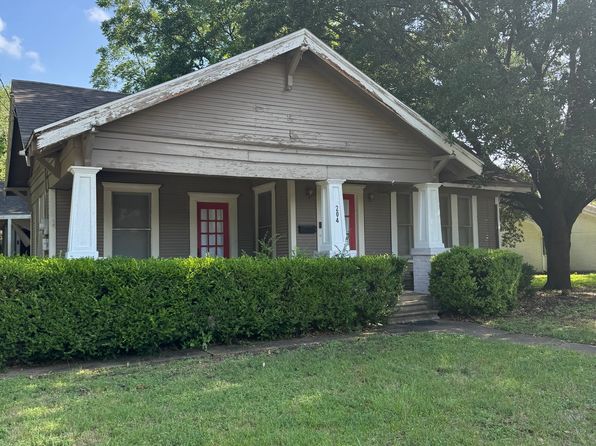 204 Carr St