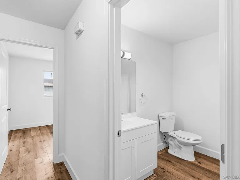 6434 Akins Ave #512 — Photo 9