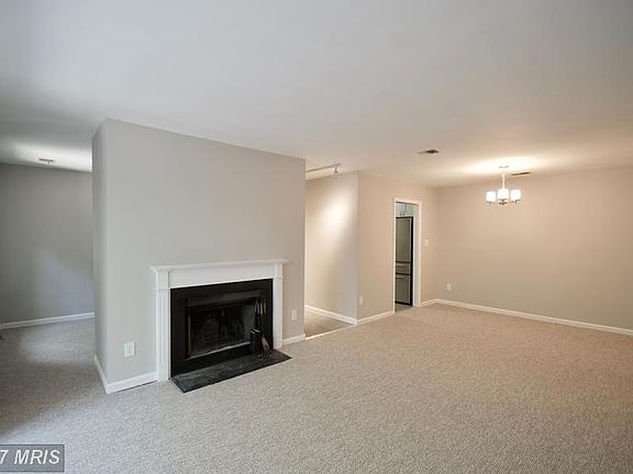 4th image of 2809 Lee Oaks Ct APT 302