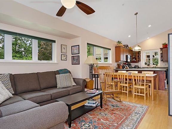 5th image of 500 Little Lake Dr