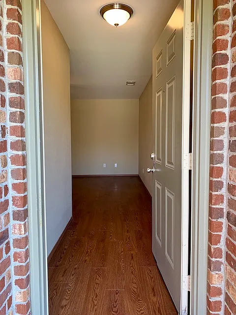 4207 SW Broadstone Avenue - 2 — Photo 2