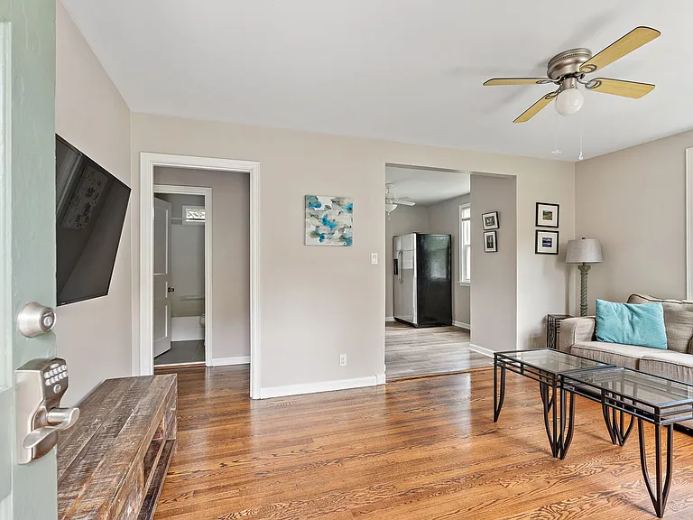5424 Oakmont Cir — Photo 4