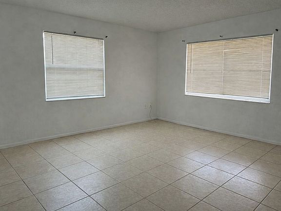5th image of 5016 22nd St W