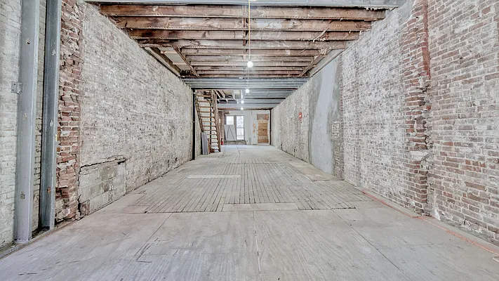 Sold by Island Advantage Realty | media 15