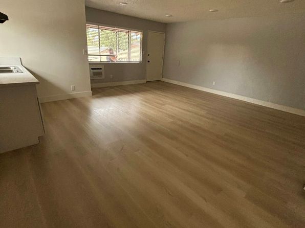 12738 Oak St APT 8