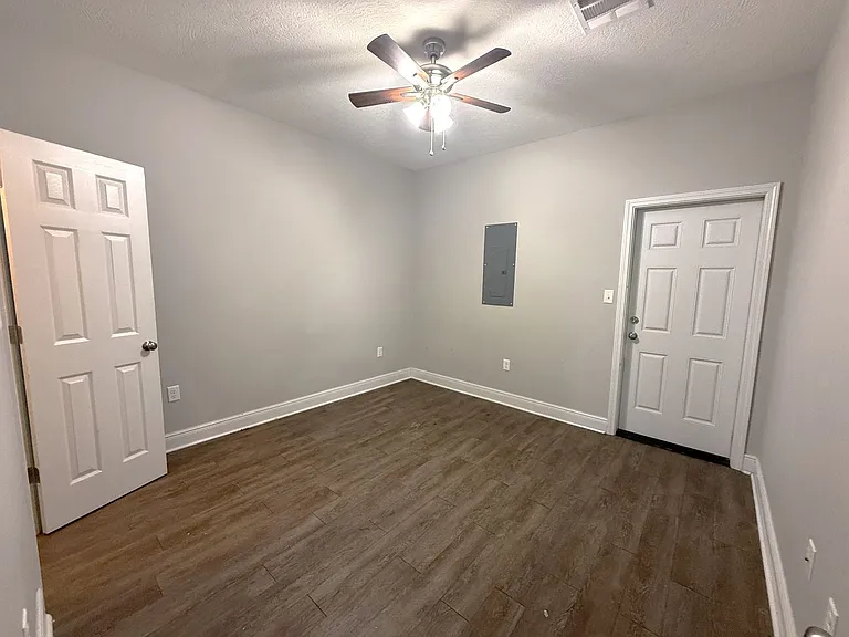 2808 Miller Ave #2 — Photo 17