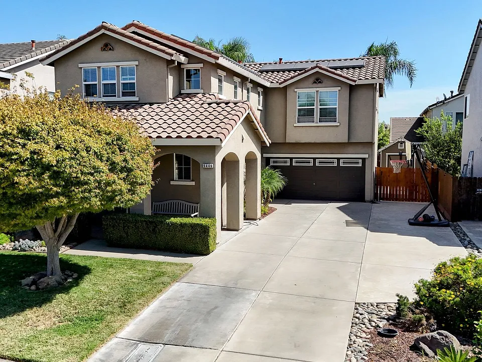 5446 Antique Rose Way