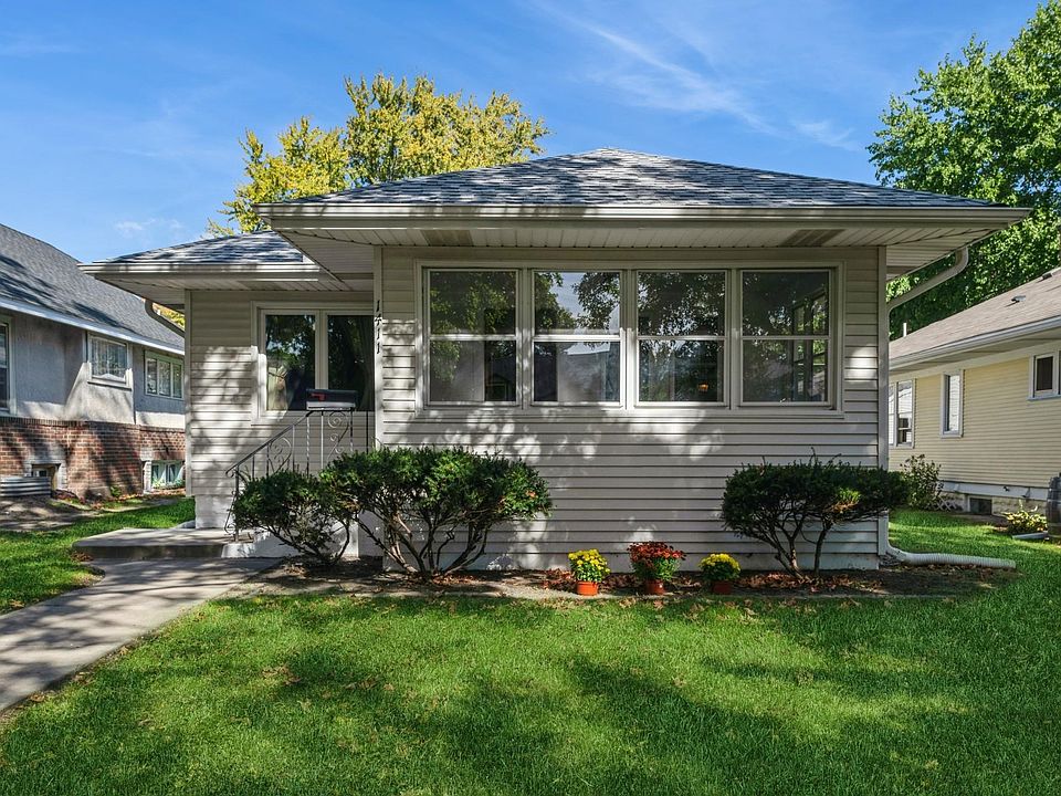 1st image of 1411 Wellesley Ave