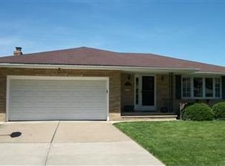 5364 Regency Dr, Parma, OH 44129