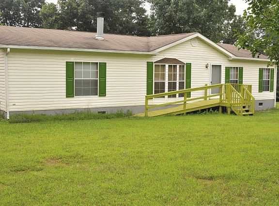 2nd image of 367 Oak Hill Ln
