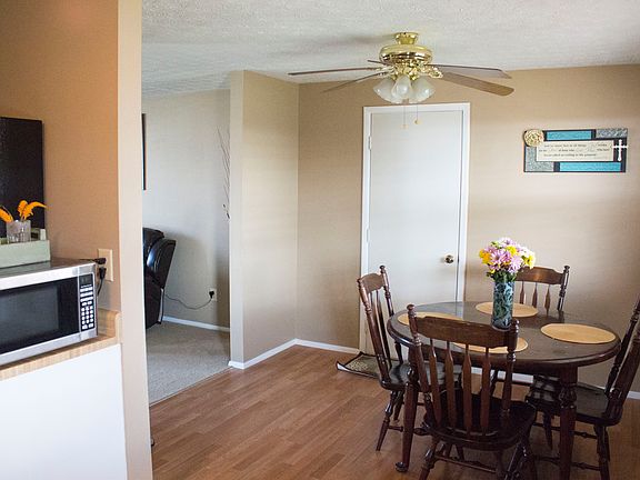 2nd image of 8394 Juniper Ln