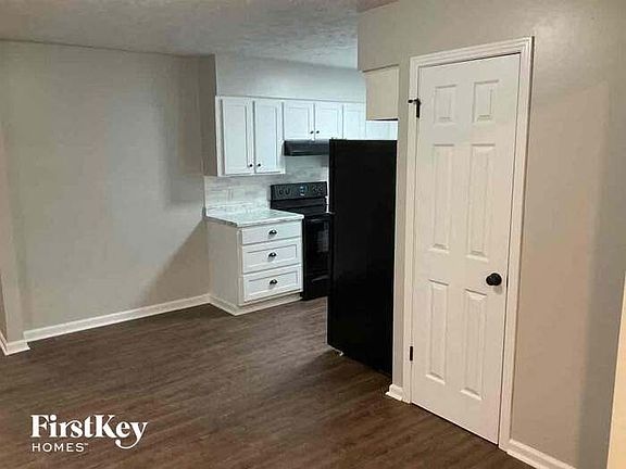 5th image of 48 Sassafras Cir